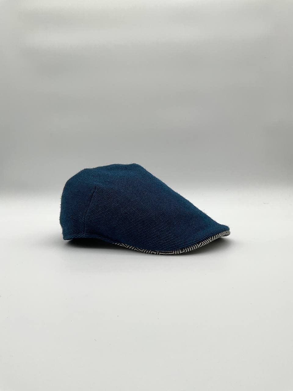 Duck Cap Orbace tinta unita e visiera contrasto