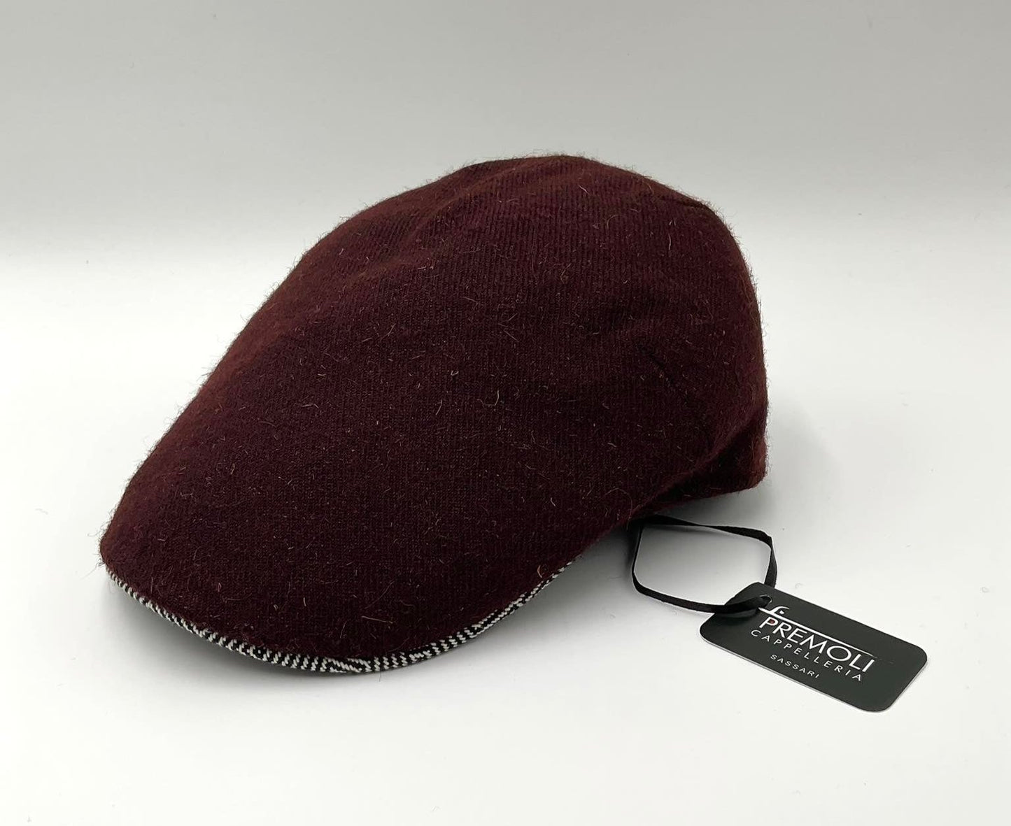 Duck Cap Orbace tinta unita e visiera contrasto