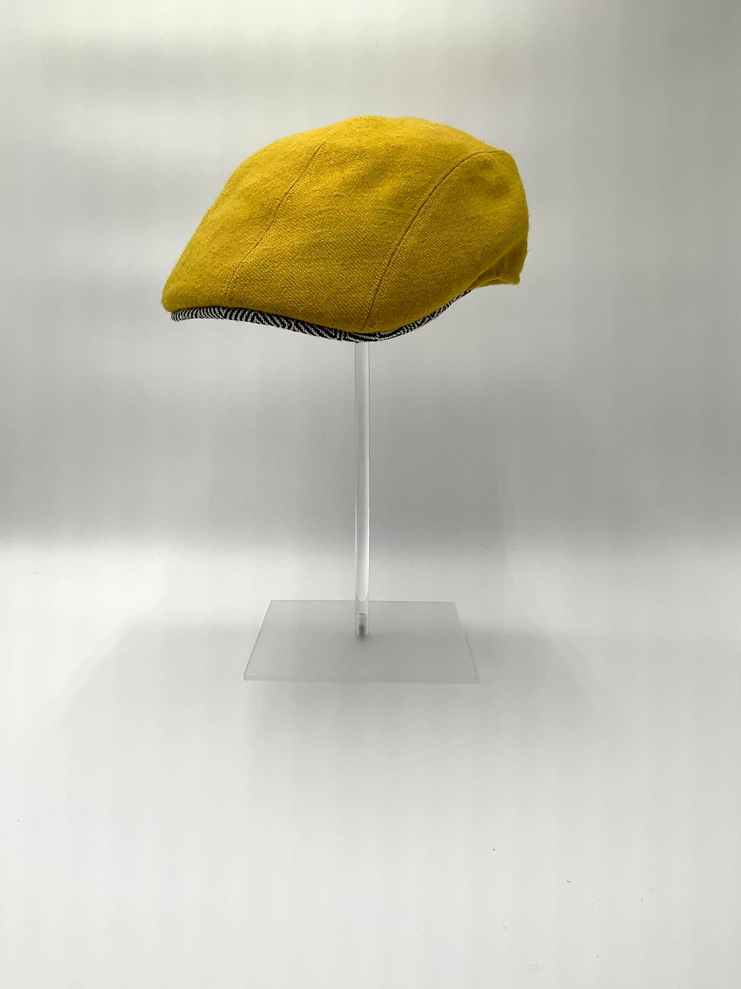 Duck Cap Orbace tinta unita e visiera contrasto
