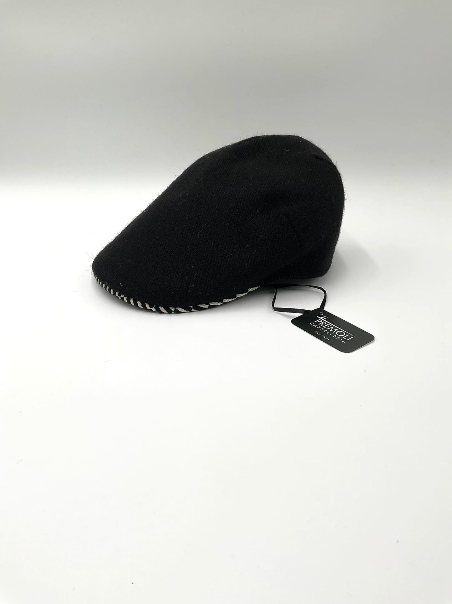 Duck Cap Orbace tinta unita e visiera contrasto