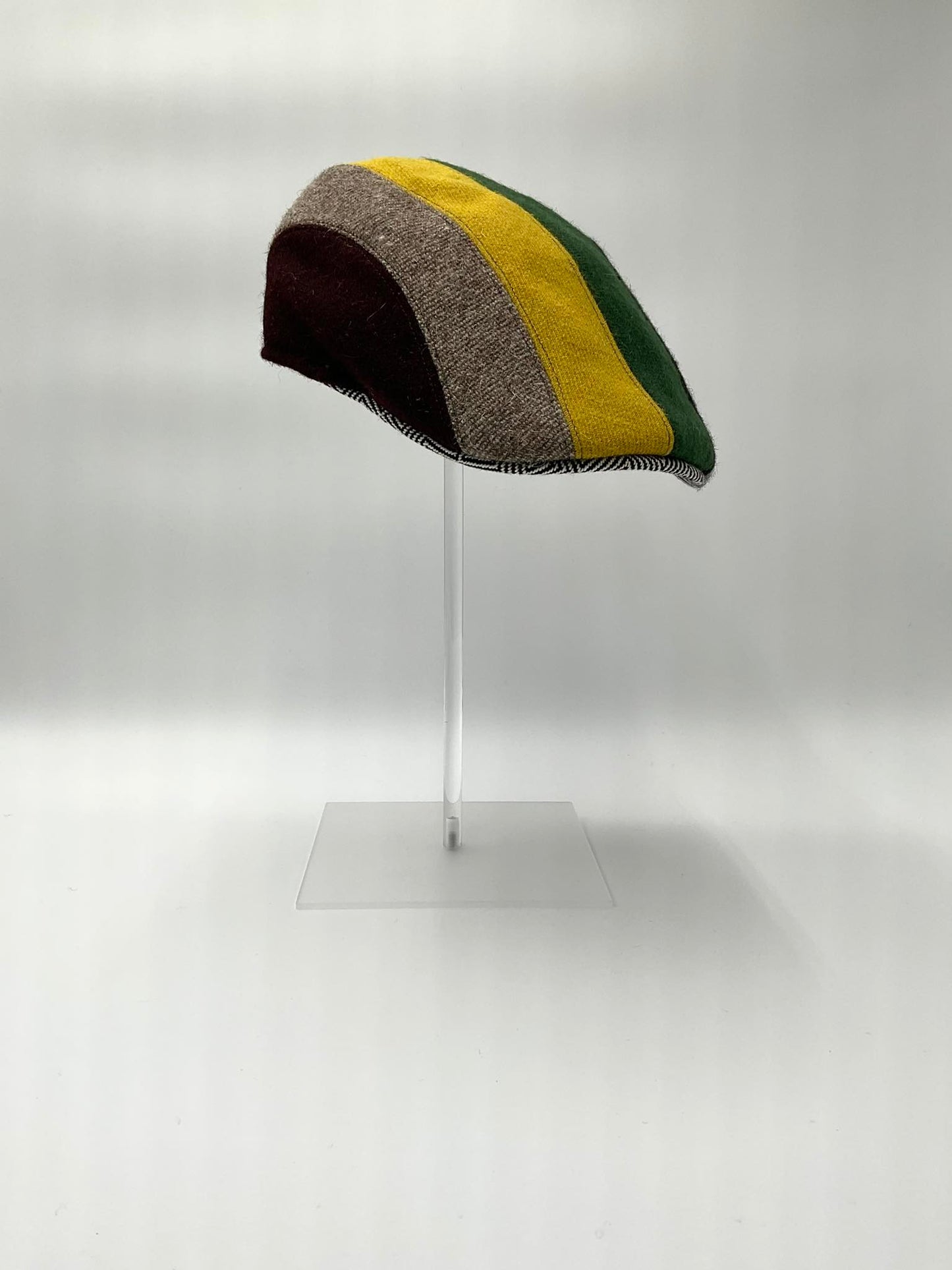 Duck Cap Orbace Rainbow