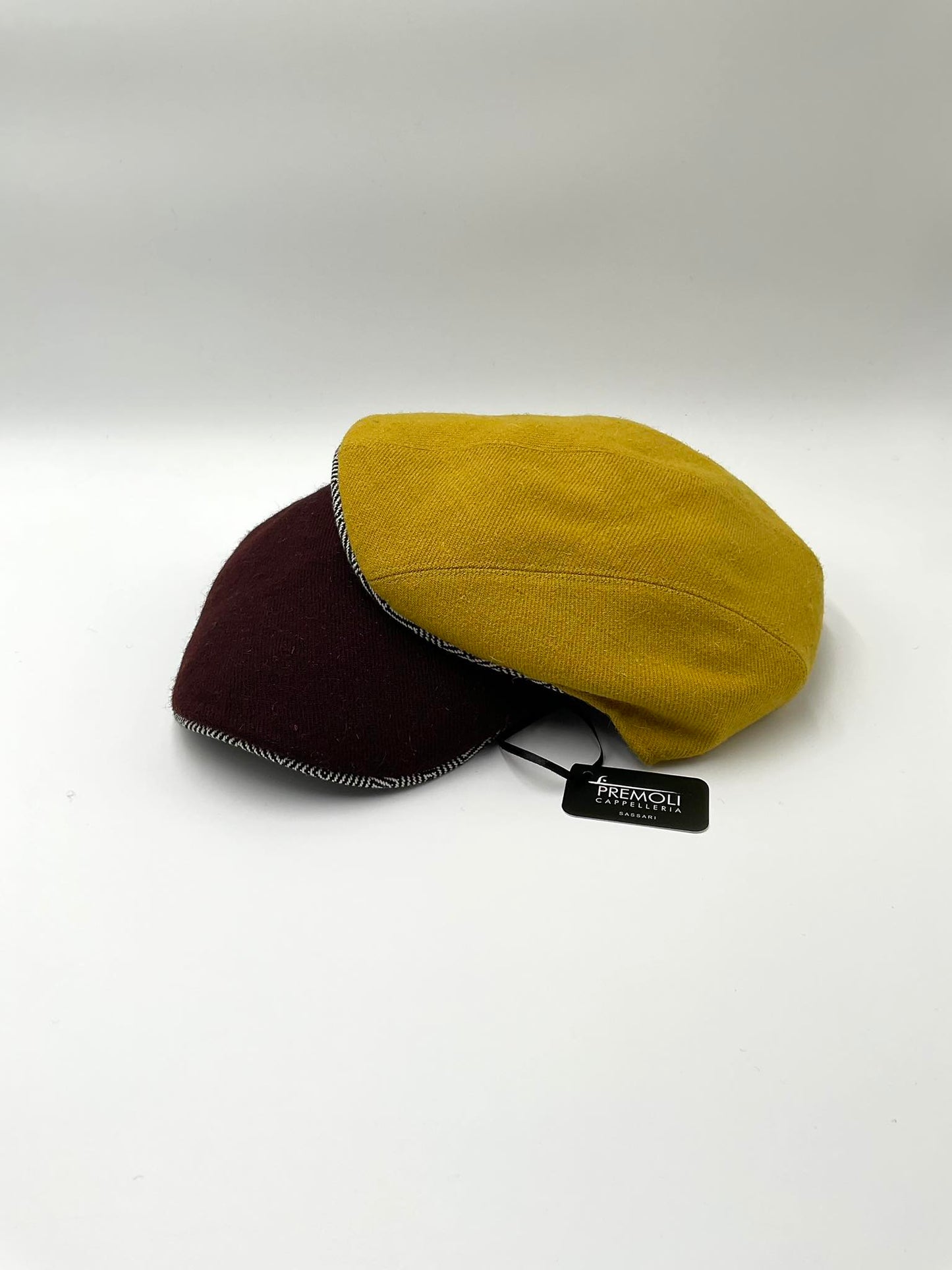 Duck Cap Orbace tinta unita e visiera contrasto