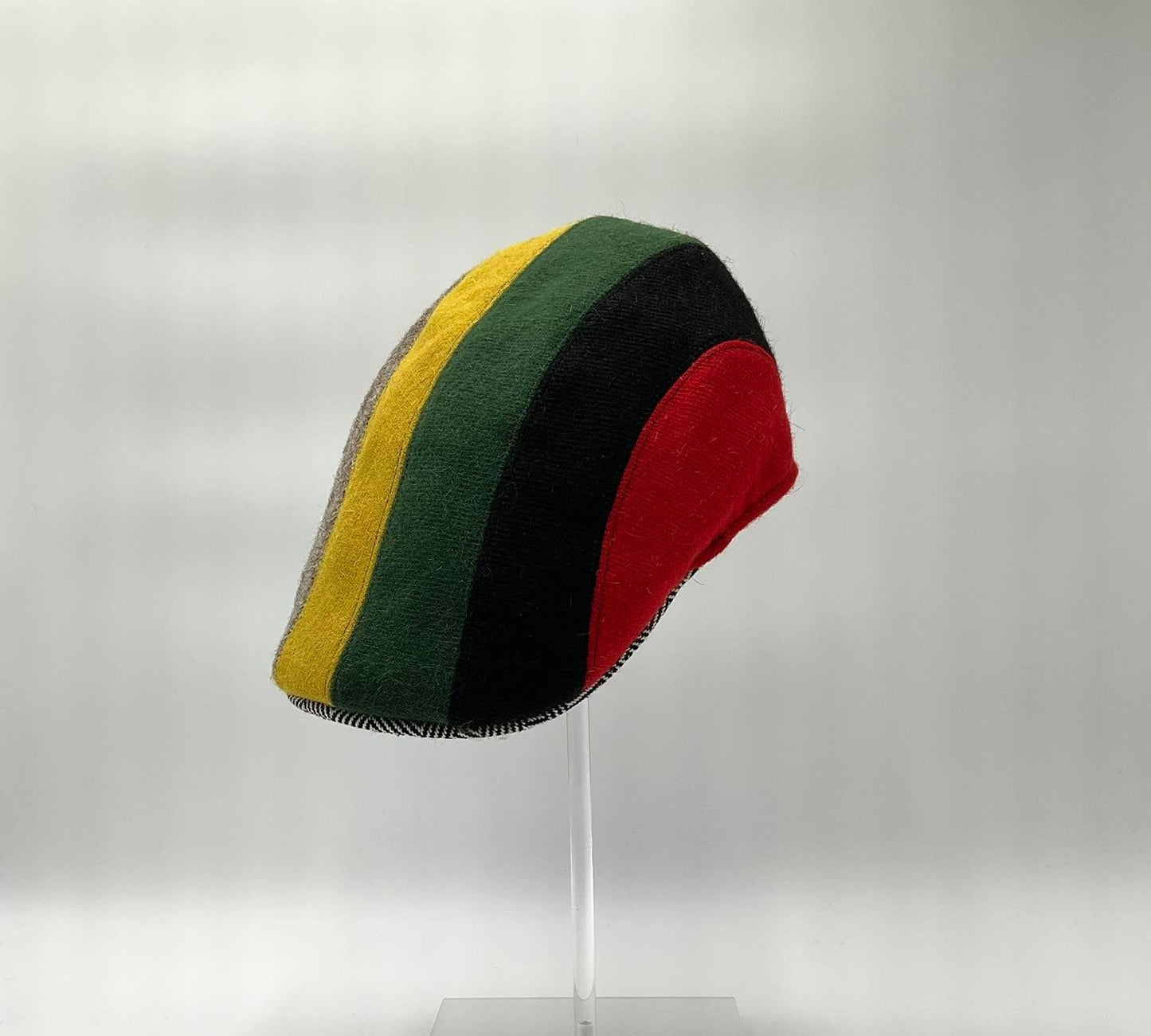 16P Duck Cap Orbace Rainbow Bisaccia